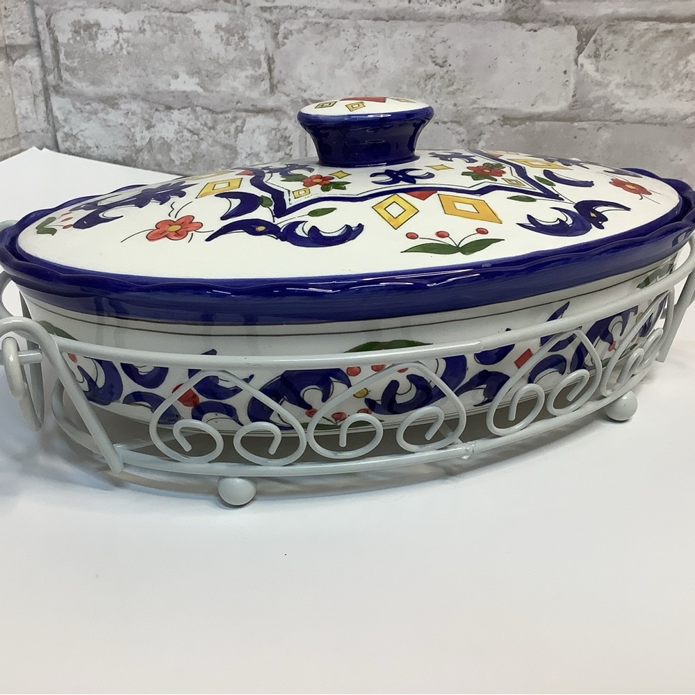 Temptations Ovenware Tara Large Oval Casserole Cover White Wire Carrier Rare 8”